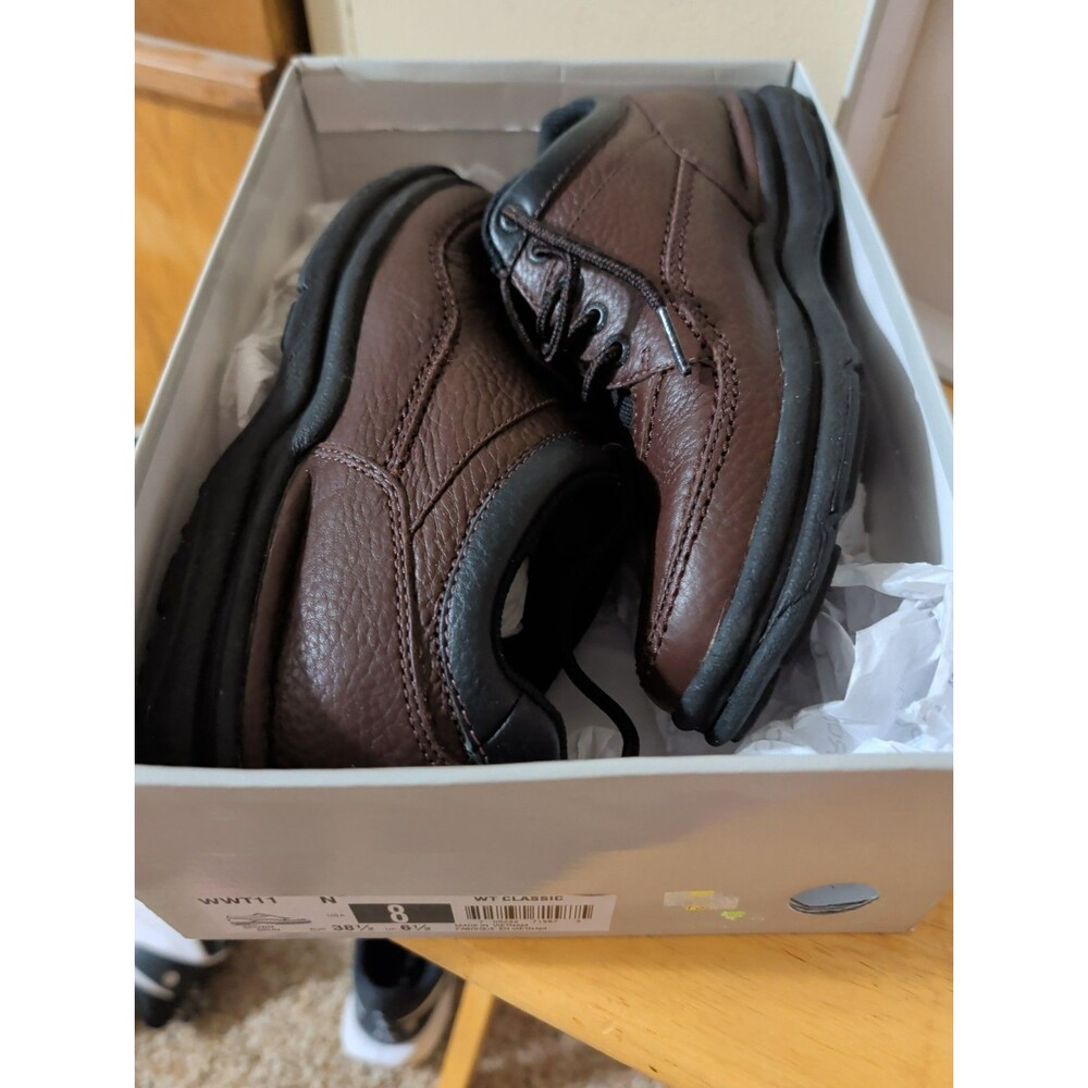 Rockport World Tour Classic Womens Shoes WWT11 Brown Leather Oxfords NIB Size 8